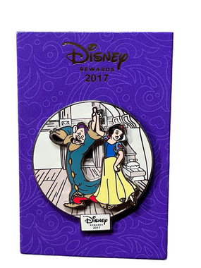 Disney Parks Chase Visa Rewards 2017 Slider Snow White & Dopey Dancing Pin NEW